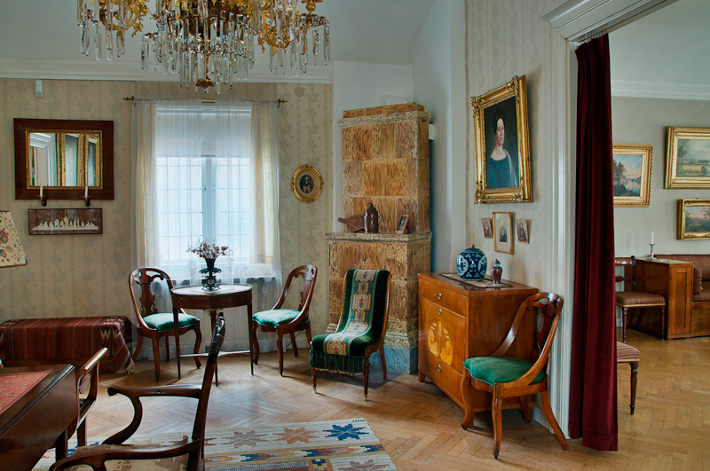 Smygtitt i salongerna